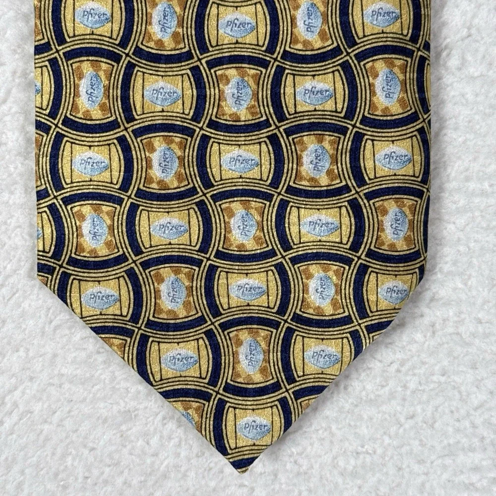 Promotional Pfizer Pharmaceuticals, 100% Silk Tie, Man Pill. Awesome‎
